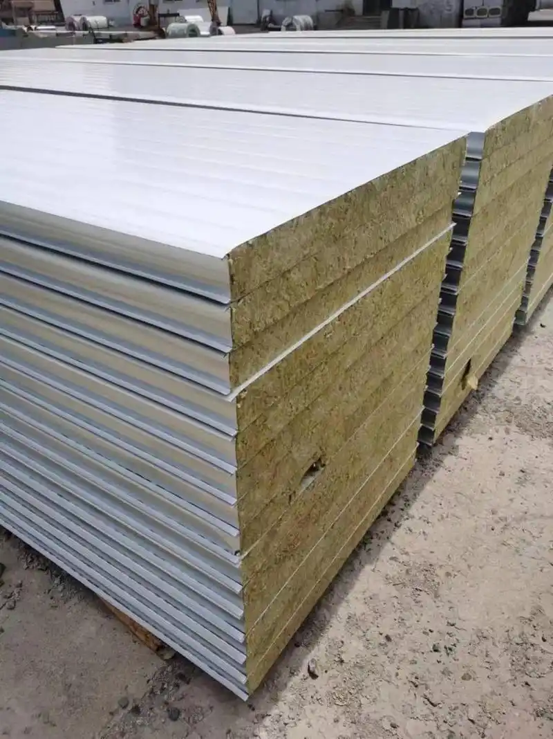 Fire-resistant-rock-wool-core-sandwich-panels-for-building-envelope-systems