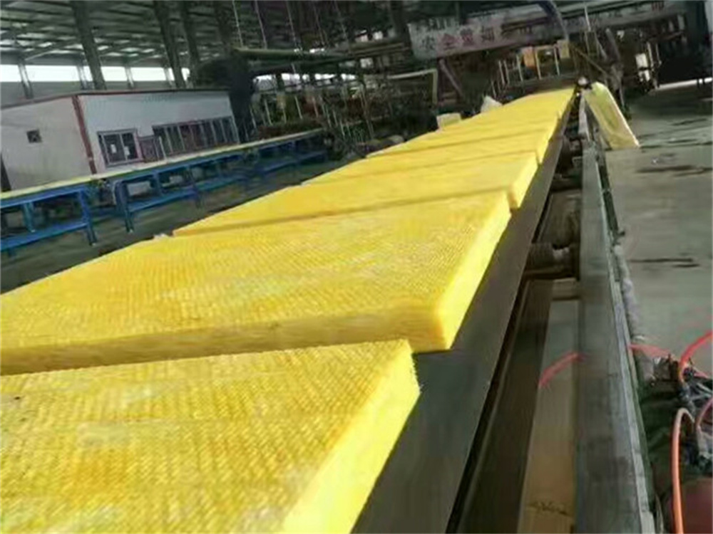 yellow-glass-wool-board-factory-production-process