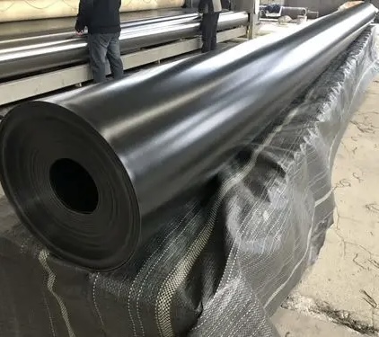 HDPE-geomembrane-roll-on-production-line-for-large-scale-projects
